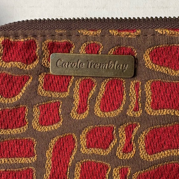 Red and Brown Patterned Clutch - Picture 9 of 12